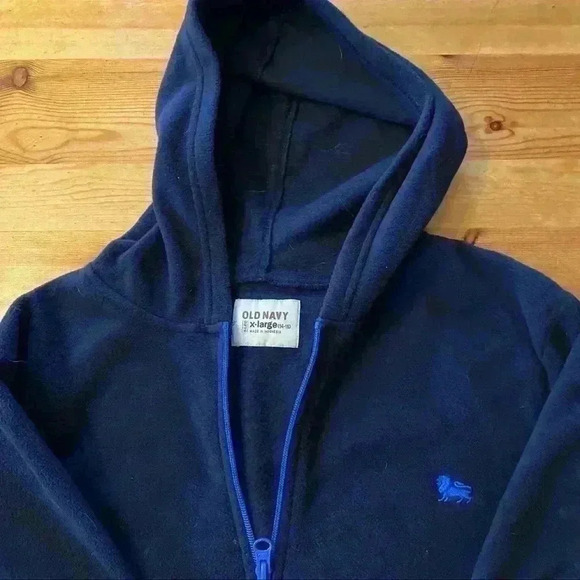 Old Navy 1/4 zip fleece - Picture 2 of 6